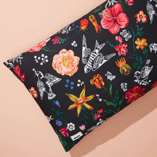 Fronha Encanto Noturno por Nathalie Lété